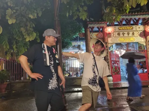 중년의 힐링여행을 함께 한 MS.반 가이드님